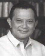 Black and white photographic portrait of Salvador Laurel