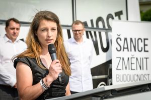 2020년 10월, 체코 의회 역사상 최연소 상원의원으로 선출된 변호사 아델라 시포바