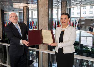 미국 국무부에서 NATO 가입을 기념하는 북마케도니아