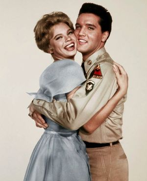 줄리엣 프로즈가 엘비스 프레슬리와 함께 출연한 G.I. 블루스(1960)