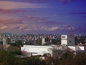 산타 테레자 언덕에서 바라본 포르투 알레그리