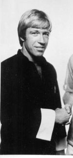 척 노리스 (1976년)