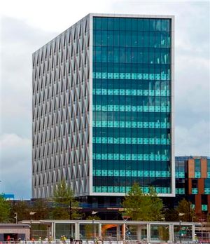 솔포드 대학교 미디어시티UK 건물