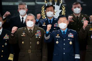 2021년, 미합중국 합참의장 마크 밀리(Mark Milley) 장군과 대한민국 합참의장 원인철(Won In-choul) 장군