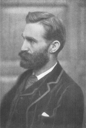 패비안 학회는 프랭크 포드모어(위)의 제안으로 "파비우스 지연자"를 따서 명명되었다.