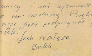 공안부와의 협력 계약서에 있는 레흐 바웬사-볼렉 서명("Kiszczak archives" 출처)