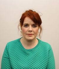 니아사 후리건(Neasa Hourigan)은 정의로운 전환 그린당(Just Transition Greens)의 창립 멤버였다.