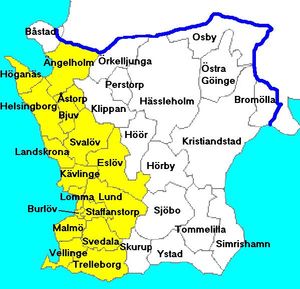 스카니아의 33개 시정촌 지도. 에뢰순에 가까운 서쪽(노란색) 시정촌들은 동쪽 시정촌들보다 인구 밀도가 훨씬 높다.