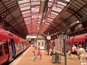 S-트레인이 있는 코펜하겐 중앙역