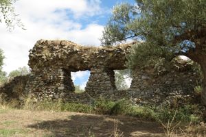 고대 스파르타를 둘러쌌던 성벽의 남은 부분