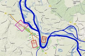castra stativa}}) 지도. 플리니우스는 기병 지휘관으로 10년 임기를 마칠 무렵 이곳에서 복무했다. 해군 기지와의 근접성은 로마군이 가능한 한 모든 병사들을 모든 병과에서 훈련시켰던 관례에 따라 그가 함선 훈련도 받았음을 의미한다. 이곳은 하류 라인 강(Rhine River)에 위치한다.