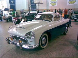 아르헨티나에서 설계 및 제조된 후스티시아리스타는 페론의 지역 자동차 산업 개발 노력의 일환이었다.