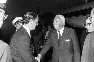 서독의 기독교민주연합 정치인 우베 바르셸과 함께 (1972년)