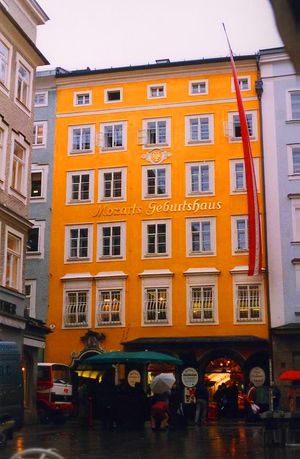 잘츠부르크 게트라이데가세 9번지에 있는 모차르트의 생가