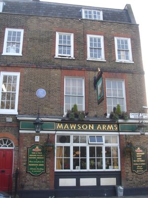 치즈윅 레인의 모슨 암스(Mawson Arms), 교황 관련 푸른 명판