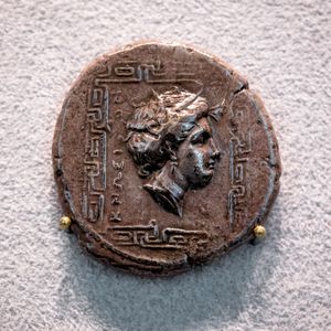 크노소스 - 기원전 400-350년 - 은화 - 아리아드네의 머리 - 미노스