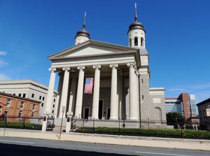 미국에서 처음 건설된 가톨릭 대성당인 볼티모어 대성당