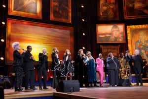 미첼을 기리는 2023 거슈윈상에서 올스타 앙상블이 공연한다.