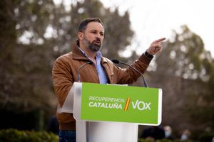 산티아고 아바스칼 (2021년 집회 중)