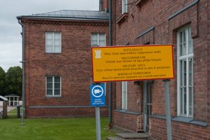 핀란드 라펜란타의 라쿠우나매키 군사 지역 표지판