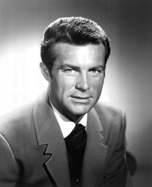 로버트 콘래드(Robert Conrad), 이 영화에 반대하기 위해 원작 텔레비전 시리즈에서 짐 웨스트 역을 맡았던 배우로, 이 영화가 수상한 5개의 라지상을 직접 수집하기 위해 제20회 골든 라즈베리 시상식에 참석했다.