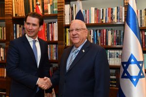 2018년 6월 12일, 예루살렘에서 이스라엘 대통령 르우벤 리블린과 함께
