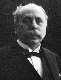 이탈리아 중앙은행 총재 보날도 스트링헤르(1854-1930)는 국제결제은행 창립회의 의장을 맡았다