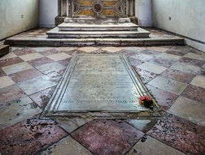 그의 묘소, 마돈나 델로르토 교회에 위치