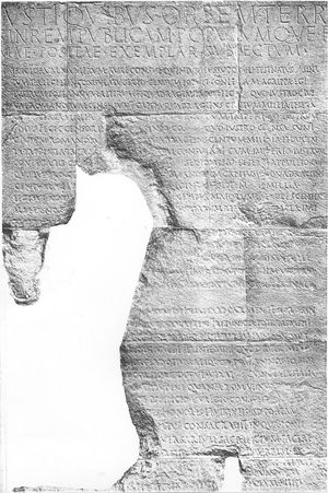 아우구스투스의 업적은 서기 13년, 사망 직전에 초대 로마 황제 아우구스투스가 완성한 자화자찬적인 자서전이다. 대부분의 본문은 앙키라 기념비 벽에 보존되어 있다.