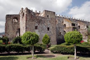 1550년 아우구스티누스 수도회에 의해 세워진 유리리아의 산 아구스틴 수도원