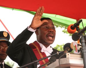 토마 보니 야이(Thomas Boni Yayi)의 2006년 대통령 취임식