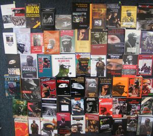 다양한 책과 DVD 표지에 실린 수브코만단테 마르코스