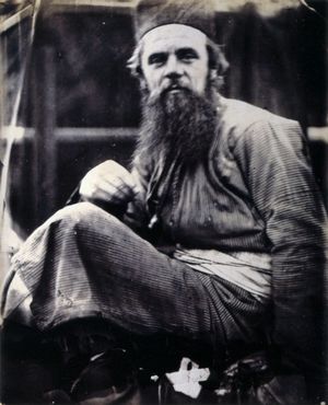 동방풍 의복을 입은 헌트, 줄리아 마가렛 카메론 촬영.