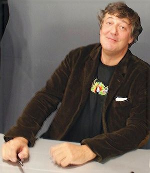 2009년 런던 리젠트 스트리트의 애플 스토어(Apple Store)에서 사인하는 프라이