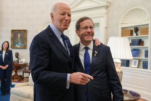 2024년 11월 12일 워싱턴 D.C. 백악관에서 조 바이든 미국 대통령과 함께한 헤르초그