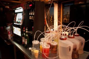 음료 믹싱 로봇