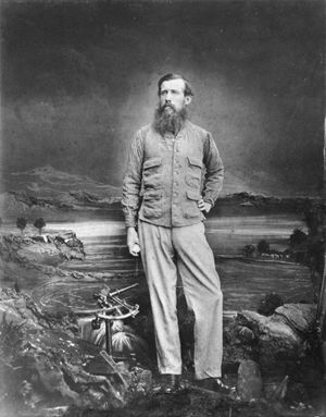 존 해닝 스피크 (1863년경). 스피크는 1858년에 빅토리아 호에 처음 도착한 빅토리아 시대 탐험가였으며, 1862년까지 나일강의 발원지로 확립했다.