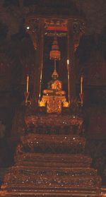 옛 비엔티안 왕국 소유 에메랄드 불상