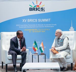 에티오피아 총리 아흐메드와 인도의 총리 나렌드라 모디가 동맹 가입을 위해 만나는 모습