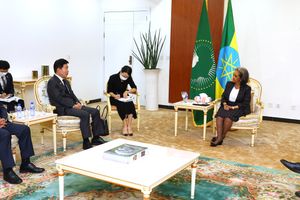 2022년 10월 사흘레워크가 대한민국 국회의장 김진표를 만나는 모습