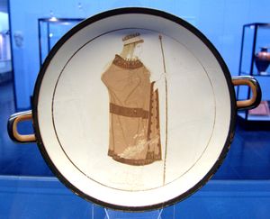 헤라(비문에 따름); 아티카식 백색 바탕 퀴릭스의 톤도, 불치 출토, 기원전 470년경