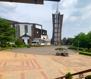 올 세인츠 성공회 대성당, 오니샤