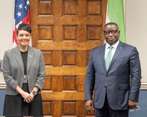 2021년, 주얼 H. 브로노 미 농무부 차관보와의 비오