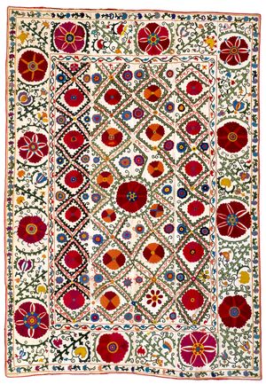 수자니(의식용 걸개); 1700년대 후반; 목화; 92 × 63; 우즈베키스탄 출신; 인디애나폴리스 미술관 (미국)