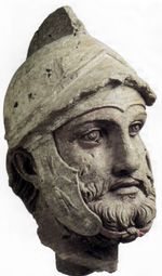 헬레니즘 투구를 쓴 파르티아 조각상 머리, 니사 출토.