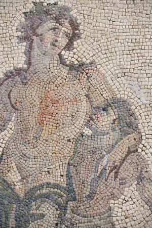하타이 고고학 박물관에 있는 디오니소스 모자이크