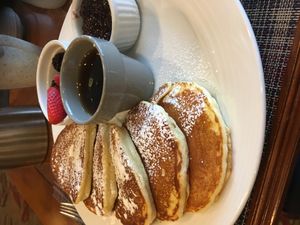 캘거리의 팬케이크 아침식사