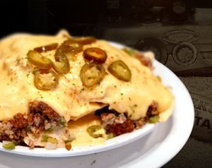 치즈가 얹어진 나초스