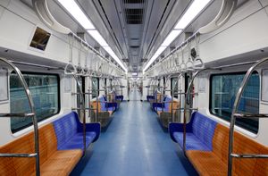 현대 로템에서 제작한 2011년 도입 지하철 차량 내부