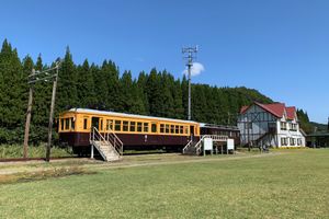 후유도리고에 스키가든에 보존된 가마바라 철도 전차